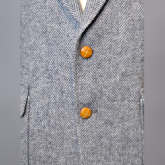 Vintage Gray Blazer with Tan Elbow Patches - Picture 12 of 12